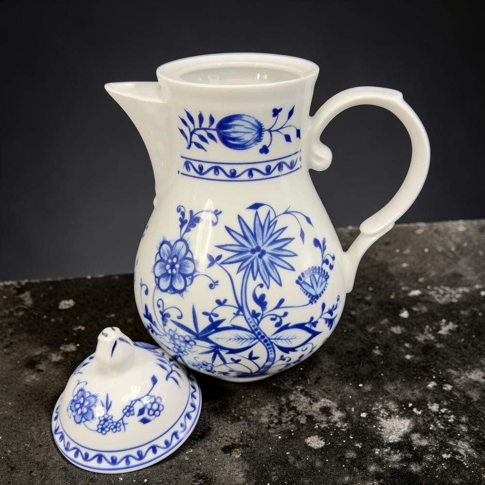 Triptis Porzellan Blue Onion Coffee Pot Zwiebelmuster‎ Germany White Blue Floral - Picture 2 of 14